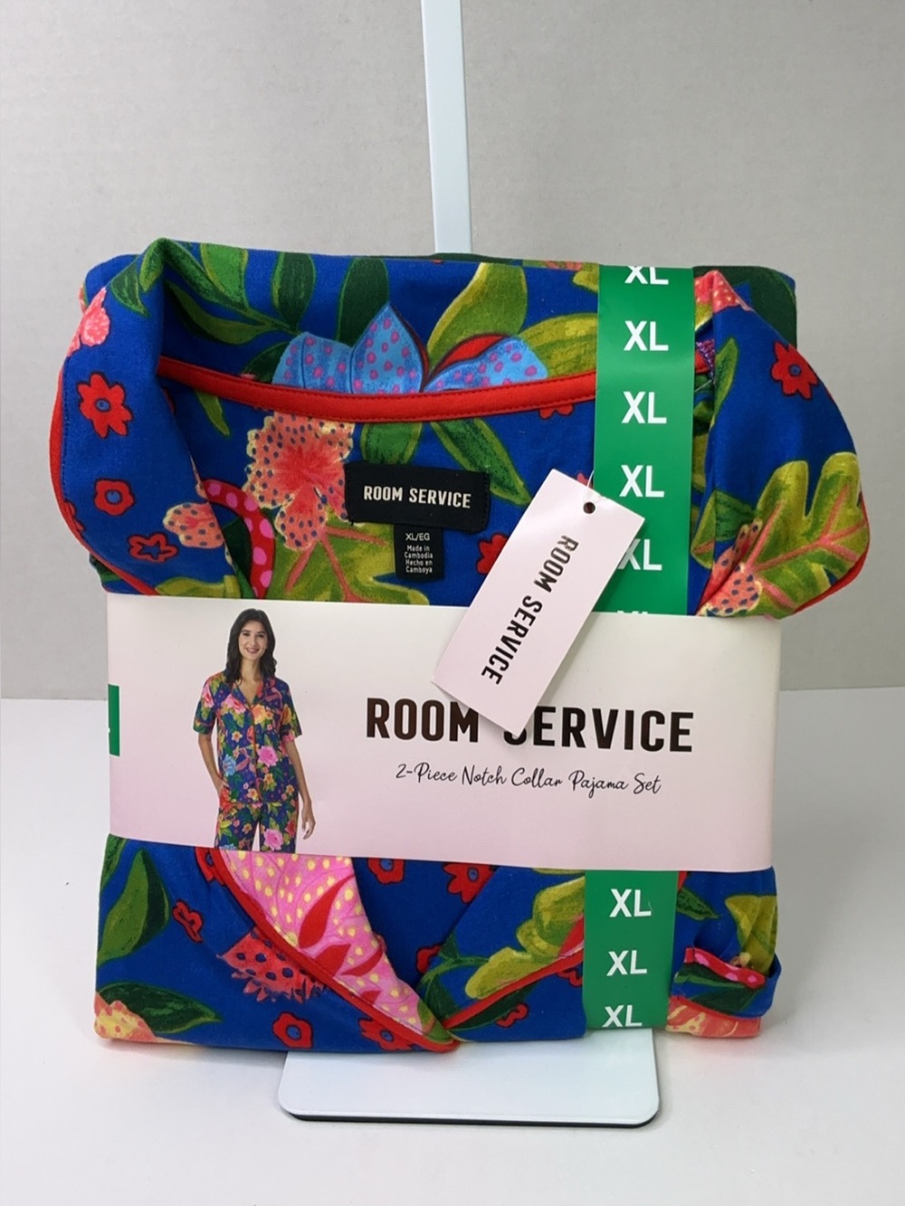 Room Service Women's 2-Piece Notch Collar Pajama Set